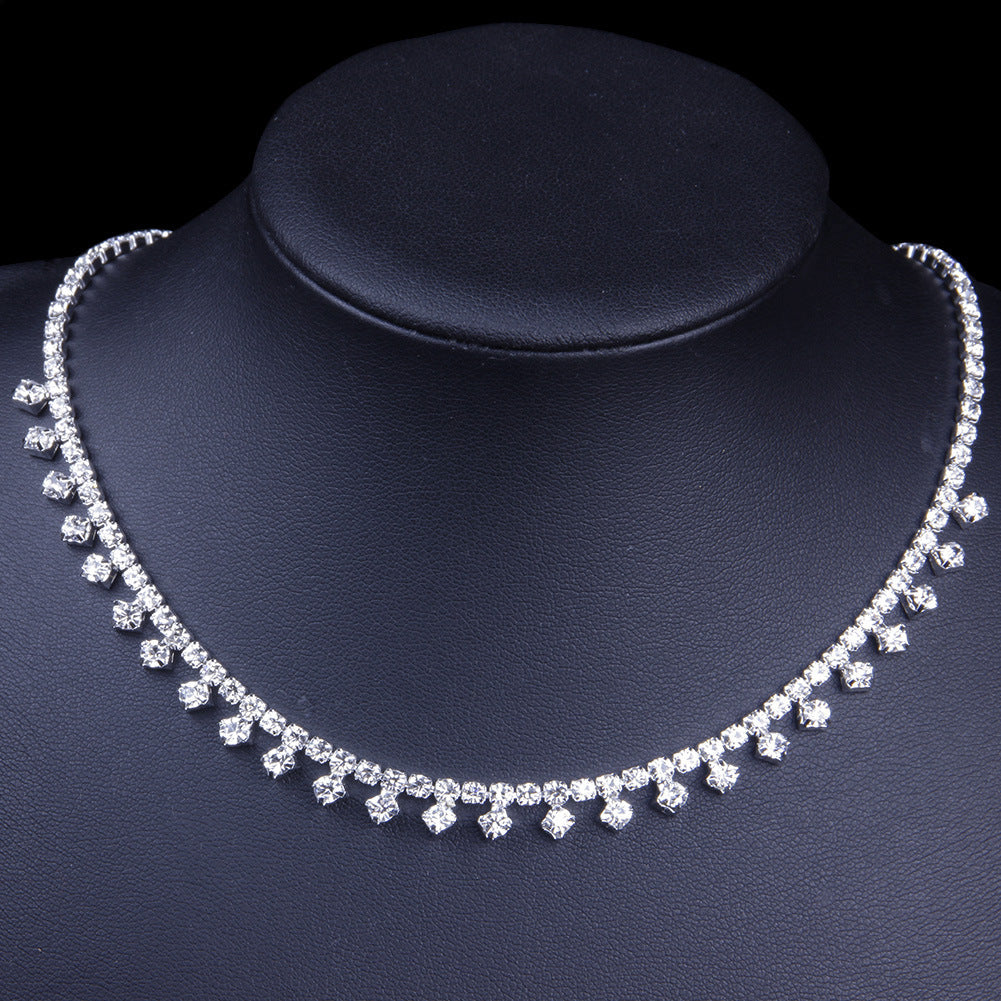 rhinestone-claw-choker-temperament-clavicle-chain