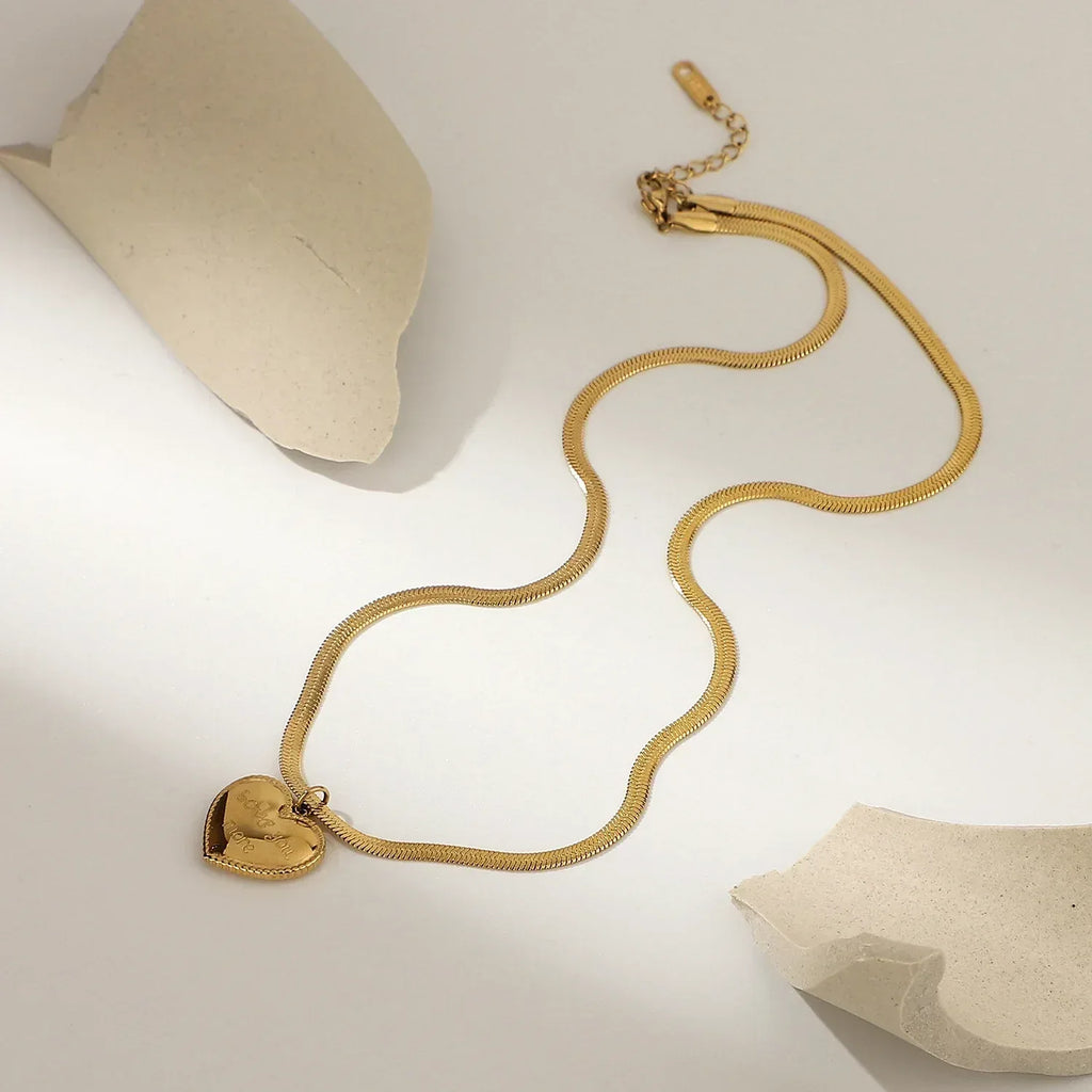 Thick Heart Necklace - Viexta