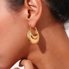 Beat Pattern Glossy Oval Earrings - Viexta