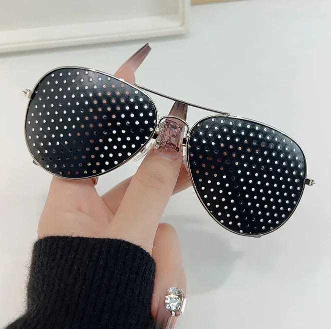 eyeglasses-with-micropores-and-small-holes - Viexta
